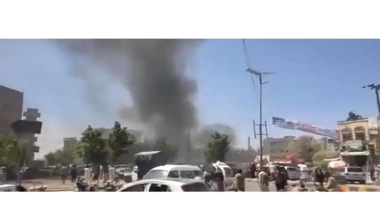 اندلاع حريق في ثلاجة مركزية بشارع تعز في صنعاء
..