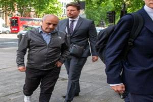 إدانة رجل من مواليد تركيا أحرق نسخة من القرآن في لندن.. 