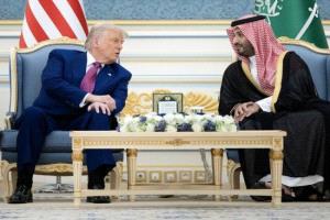 ولي العهد السعودي يبحث مع ترامب تطورات العمليات العسكرية الإسرائيلية ضد إيران