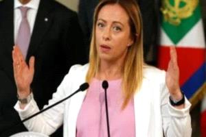 بعد أن تمنى لابنة ميلونى الموت.. معلم يشعر بالذنب ويحاول الانتحار