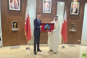 روسيا والبحرين تبحثان تعزيز التعاون الاقتصادي وتوسيع الاستثمارات المشتركة