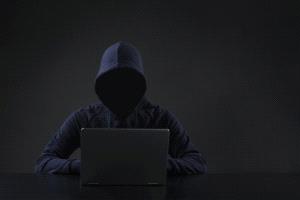 استخبارات الحرس الثوري تفكك شبكة سيبرانية عميلة للموساد