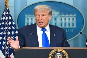 ترامب: أنقذت خامنئي من موت مهين