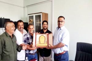 مدراء المكاتب التنفيذية يكرمو القاضي وجدي الشعبي تقديراً لجهوده في التنمية