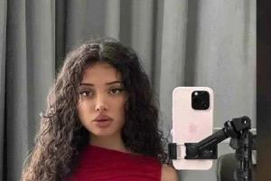 تبرير مفاجئ من العارضة الألبانية التي فضحت بنزيما وفينيسيوس