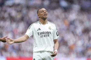 ريال مدريد يعلن نقل مبابي إلى المستشفى