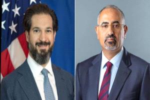 الرئيس الزُبيدي يبحث مع القائم بأعمال السفير الأمريكي تطورات الأوضاع في بلادنا والمنطقة
