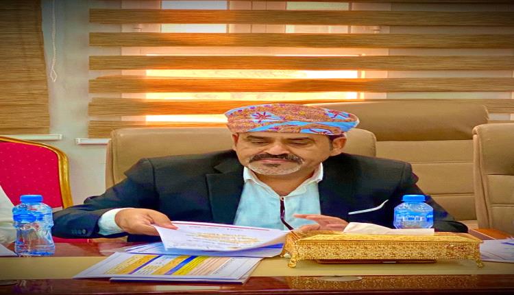 اللجنة الاستشارية لمعالجة قضايا الثأر والنزاعات القبلية بمجلس المستشارين تدين الجريمة الإرهابية بمنطقة الخشعة بحضرموت 
