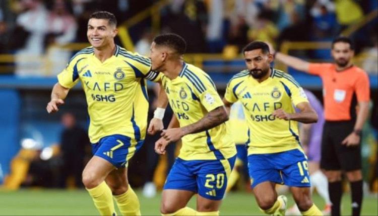 كريستيانو رونالدو.. هل أفسد ثلاثية النصر ضد الخلود؟

 ..