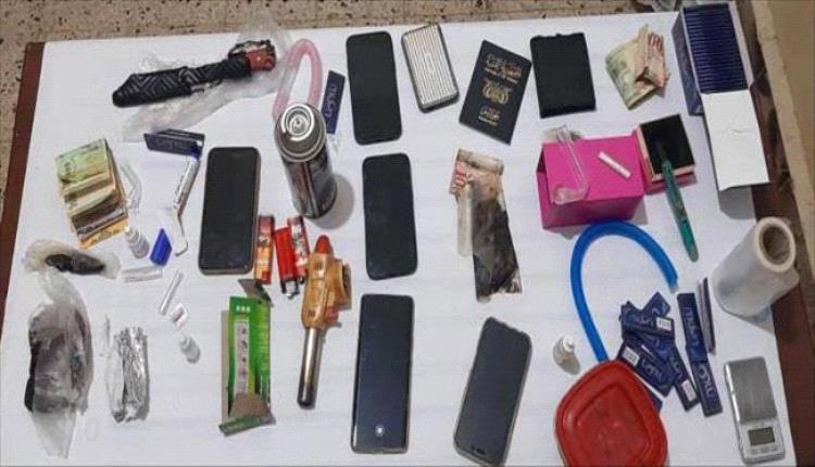 ضبط عصابة ترويج للمخدرات في المكلا
