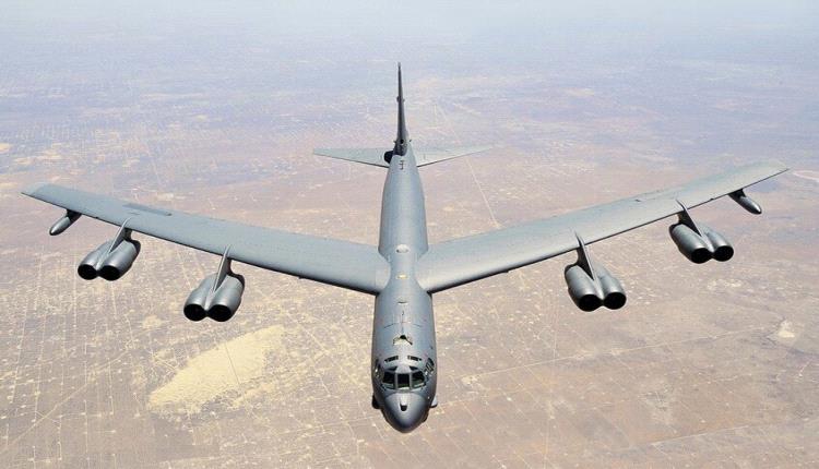 الولايات المتحدة تنشر قاذفات "بي-52" في قاعدة جوية بالمحيط الهندي