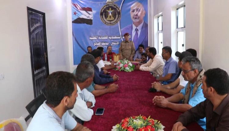 إنتقالي الضالع يكرم الشخصية الوطنية "عبدالقوي الشاعري" تقديراً لمواقفه الوطنية المشرفة