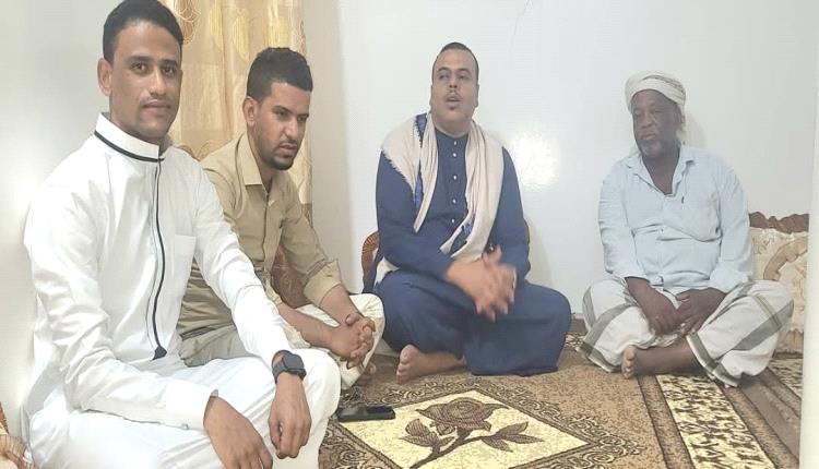الهيئة التنفيذية بمكتب مؤتمر حضرموت الجامع بتريم تزور الشخصية النقابية والعمالية صبري مبارك جابر