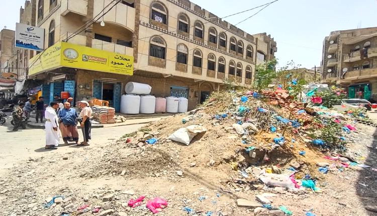 مدير "القاهرة" يوجه برفع مخلفات الأتربة من مدخل حي الروضة وفتح الشارع المغلق منذ 10 سنوات