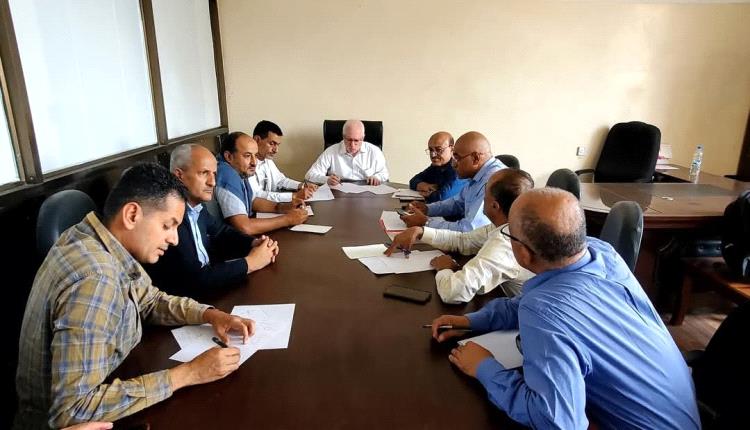 اجتماع برئاسة وكيل المحافظة لشؤون الخدمات يقر عدد من الاجراءات للتخفيف من أزمة المياه وايقاف تفاقمها 