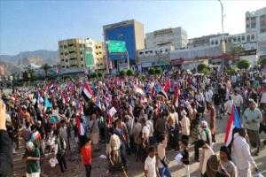 متظاهرو ساحة العروض ينددون بانهيار الخدمات الأساسية