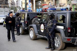 الكشف عن قضية فساد تضم 16 مسؤولا حكوميا