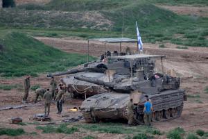 الجيش الإسرائيلي: تدمير مبان مفخخة ومواقع مراقبة في غزة