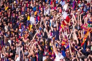 برشلونة يعلن عدد مشجعيه ضد إنتر ميلان.. دعم غير مسبوق