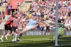 مانشستر سيتي يقع في فخ التعادل أمام ساوثهامبتون بالدوري الإنجليزي