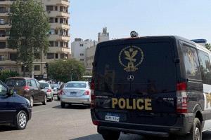 الصدفة تكشف عن 5 جثامين في الصحراء أثناء البحث عن الذهب