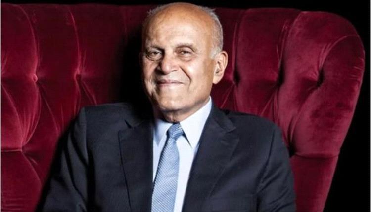 مجدي يعقوب يصل القاهرة لحضور حفل المتحف المصري الكبير