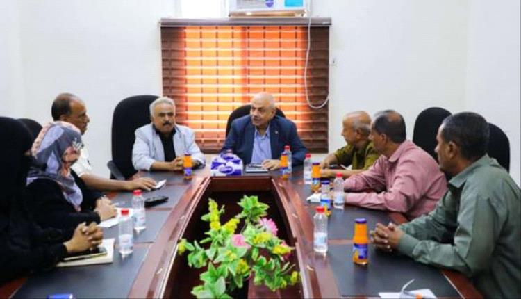 فريق التوجيه يتفقد سير العمل في مكتب التعليم الفني بالعاصمة عدن