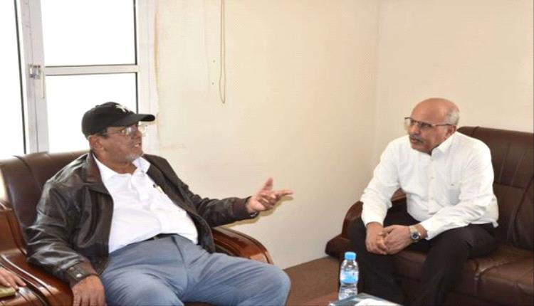 الكثيري يطلع على جهود هيئة الطيران لتطوير الخدمات الملاحية