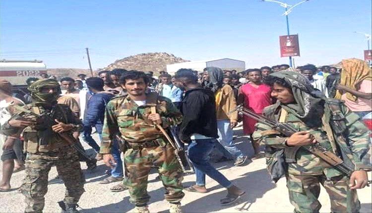 حملة أمنية في عتق لترحيل المهاجرين الأفارقة غير النظاميين٠