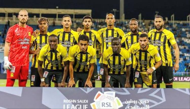 الاتحاد يستقبل الأهلي في قمة جدة بحثا عن العودة للطريق الصحيح