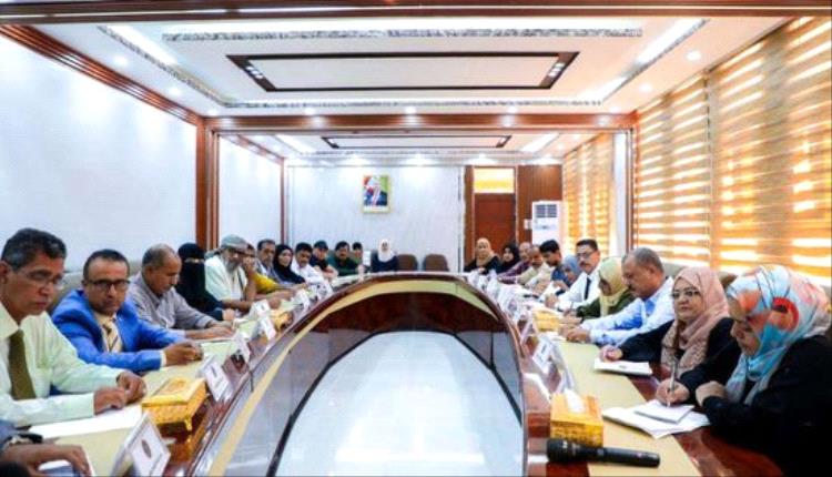 الجمعية الوطنية تطالب الحكومة بسرعة صرف مرتبات الموظفين