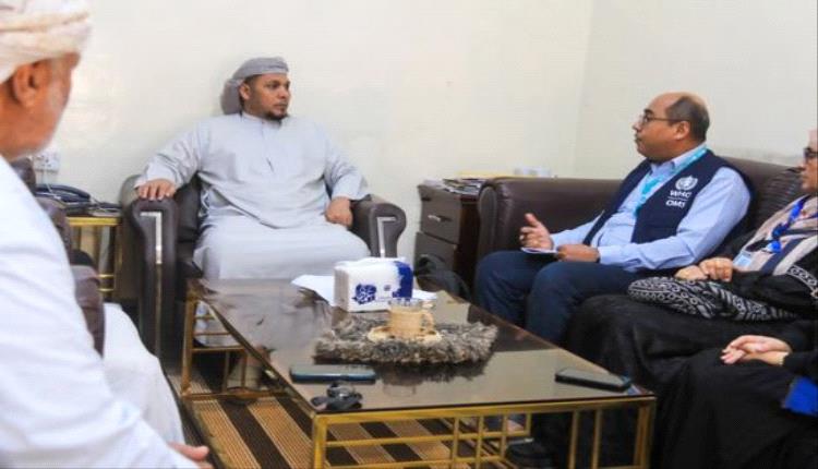 تعاون محافظة سقطرى والصحة العالمية لمكافحة البعوض الناقل للأمراض