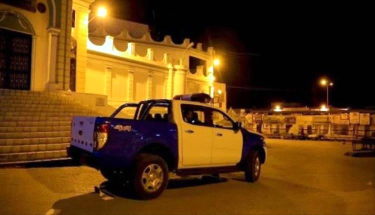 شرطة روكب بالمكلا تضبط عصابة خطيرة متورطة في سرقات منازل ومجوهرات
