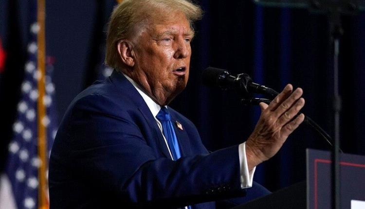 صحفي بارز يفجر قنبلة إعلامية عن معاشرة ترامب لمساعدته السابقة خلال غياب ميلانيا