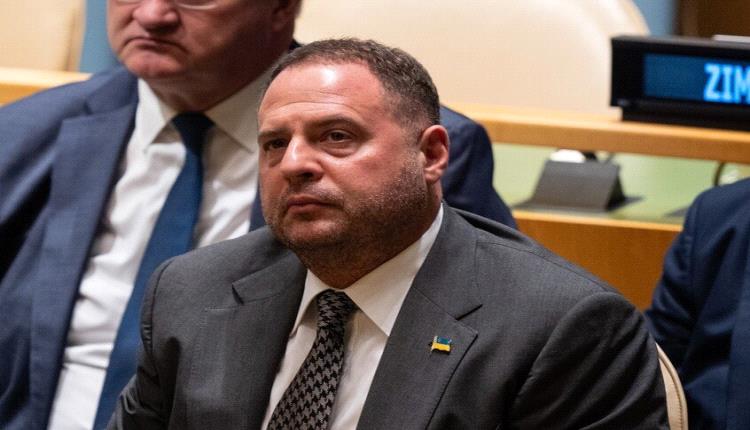 نائب أوكراني يكشف اسما مستعارا قد يكون رئيس مكتب زيلينسكي متسترا خلفه في قضية فساد