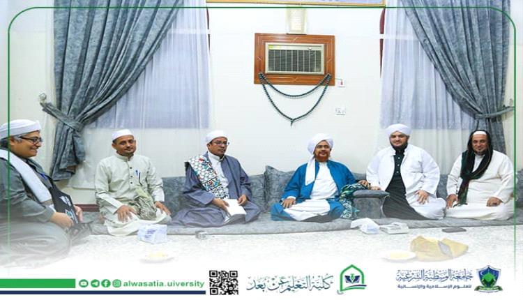 توقيع اتفاقية تعاون أكاديمي بين كلية التعليم عن بُعد بجامعة الوسطية الشرعية ودار المصطفى للدراسات الإسلامية بتريم