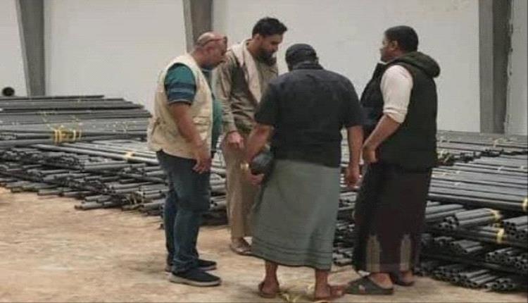 تسليم أول دفعة من أنابيب المياه لمؤسسة المياه في المكلا بدعم أممي
