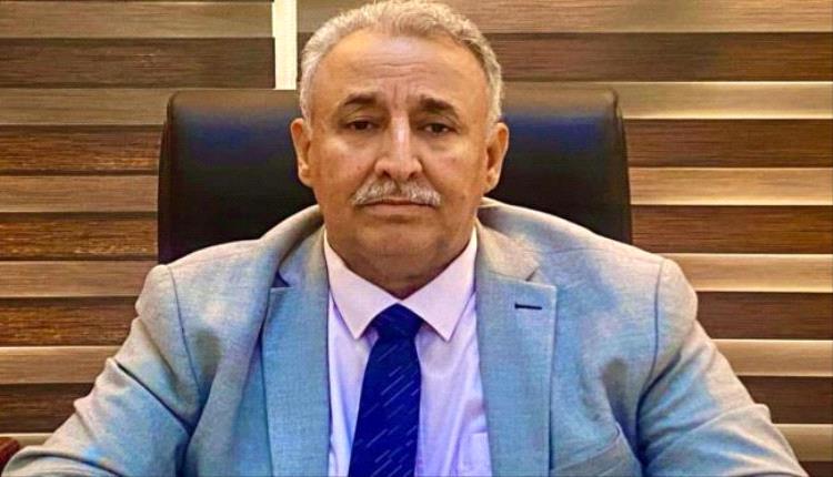 الربيزي يعزّي مدير عام مكتب الصحة والسكان في لحج بوفاة والده