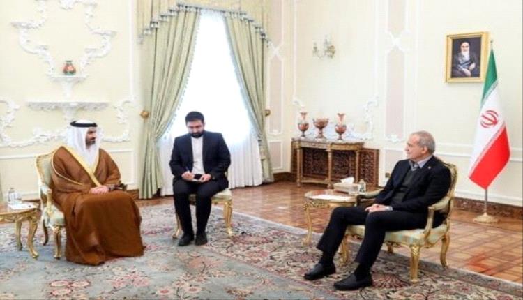 سفير الإمارات يقدم أوراق اعتماده إلى الرئيس الإيراني