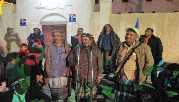 رئيس انتقالي شبوة يشارك أبناء عتق احتفالهم بالذكرى الـ58 لعيد الا..