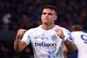 ثنائية مارتينيز تمنح إنتر الفوز على بيزا