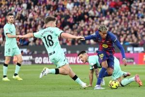 برشلونة يكتسح بلباو برباعية في الدوري الإسباني