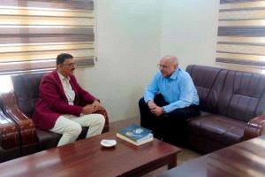 الكثيري يبحث تنسيق الجهود مع مكتب الشؤون الاجتماعية بساحل حضرموت
