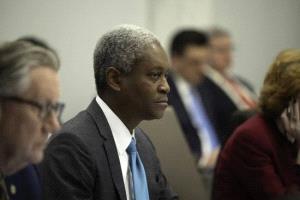 رئيس الفيدرالي في أتلانتا يغادره منصبه فبراير المقبل