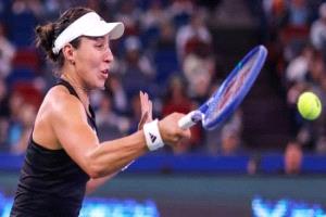 سبالينكا تسحق باوليني في البطولة الختامية وبيجولا تتجاوز جوف