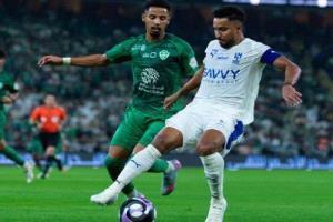 قمة مرتقبة بين الهلال والأهلي في قبل نهائي كأس ملك السعودية