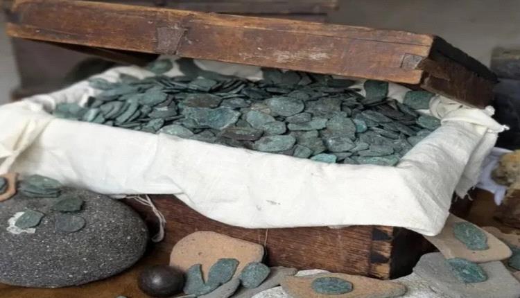 مفاجأة بعمق البحر غواصون ينتشلون عملات بقيمة مليون دولار
