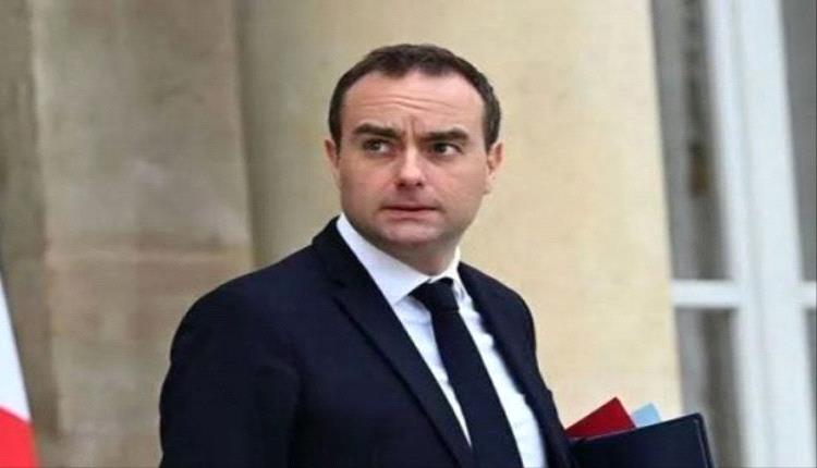رئيس الوزراء الفرنسي ينجو من أحد تصويتين مقررين اليوم لحجب الثقة