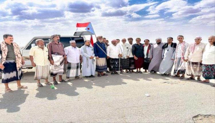 رئيس انتقالي شبوة يستقبل قافلة أبناء وادي حضرموت المتجهة إلى جبهات الضالع
