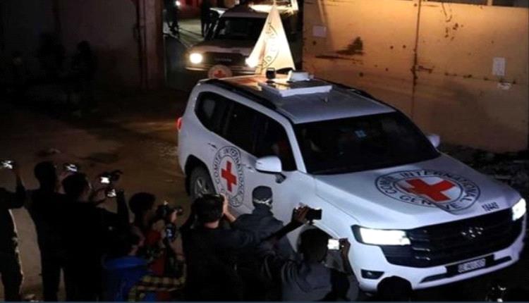 إسرائيل: حماس تستطيع إعادة جثامين 8 رهائن فوراً